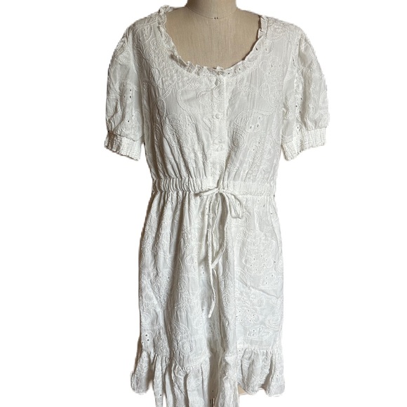 BNWT Nanette Lapore Mika White Lined Eyelet Dress. Size 10 - Picture 2 of 10